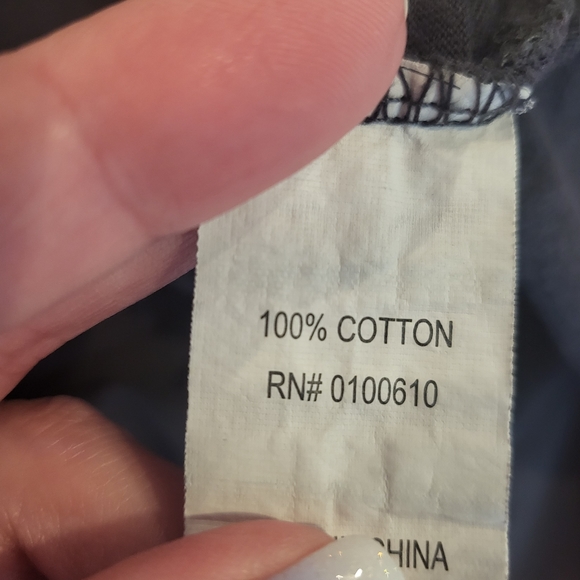 Hard Rock Cafe Cayman Islands Navy Blue Collectible T-Shirt Size L - Picture 5 of 7